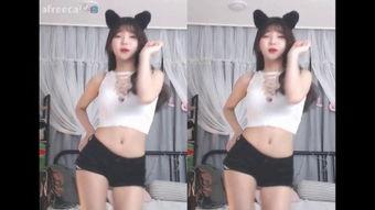 女主播夏娃低胸热舞